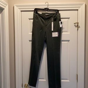 Gloria Vanderbilt classic pant